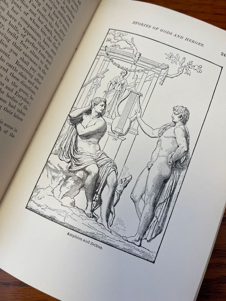 The Age of Fable on the Beauties of Mythology /1935