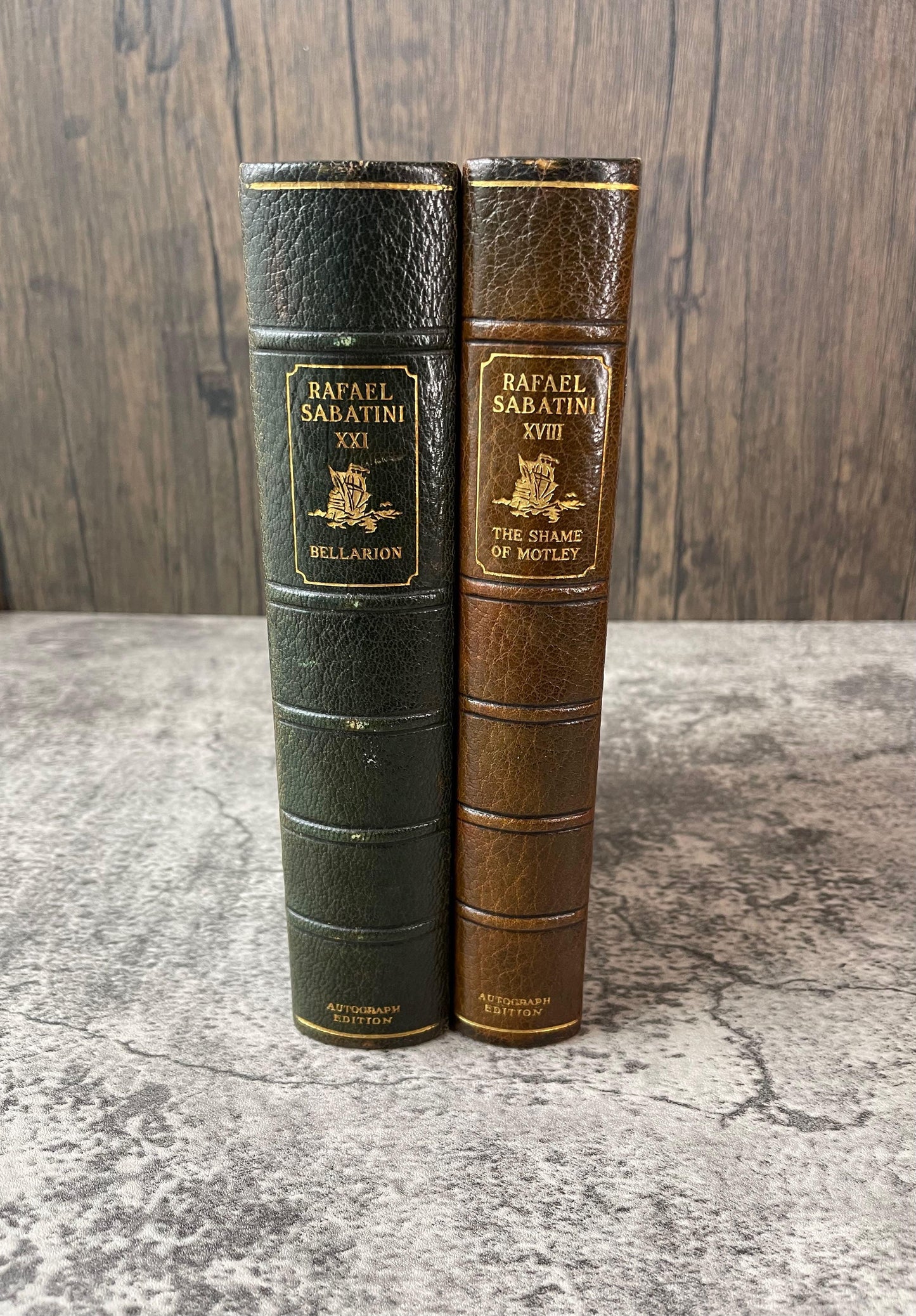 Rafael Sabatini / Volumes XXI & XVIII / 1926 - Precious Cache