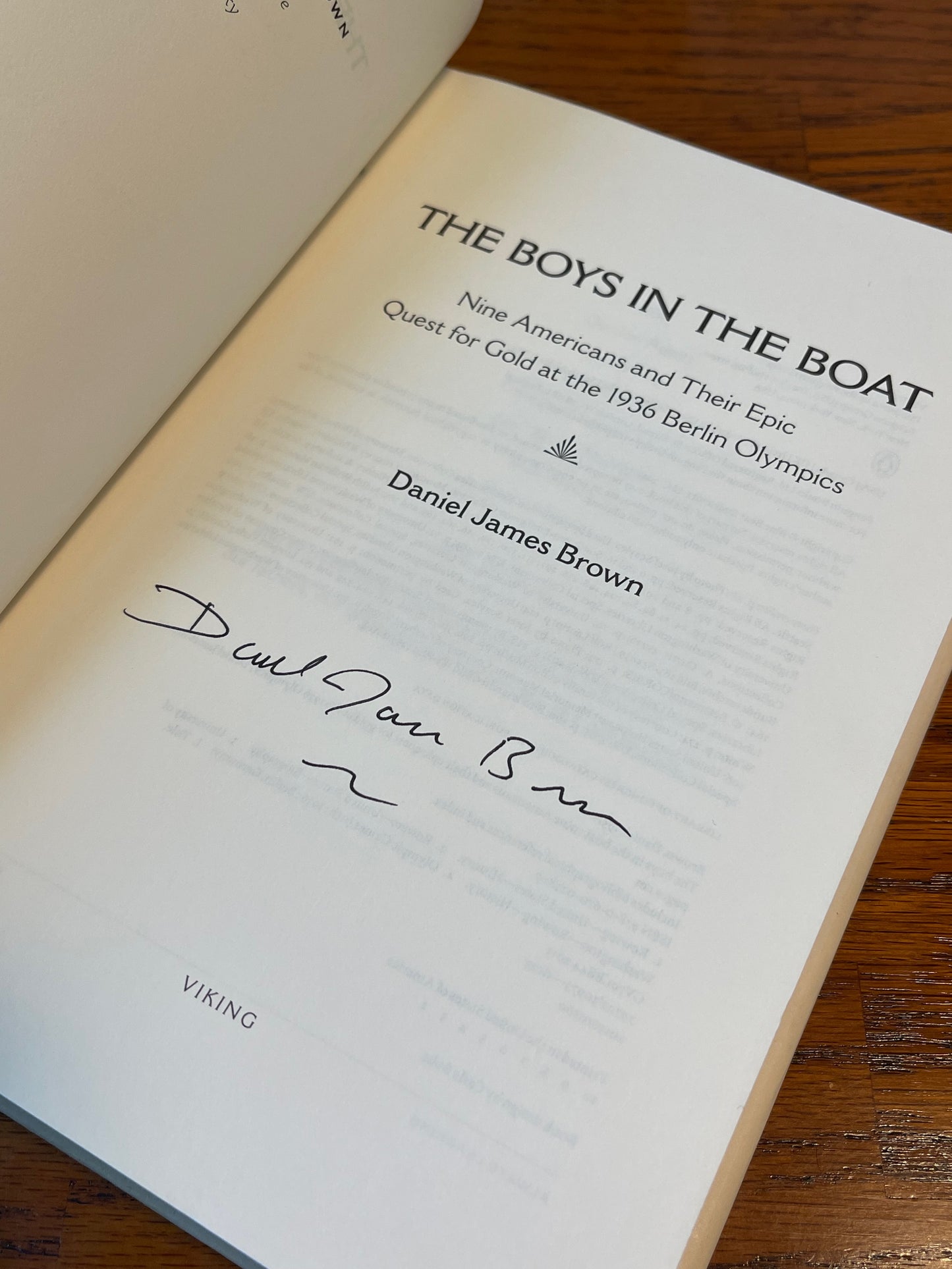 The Boys in the Boat / Signed / 2013 - Precious Cache