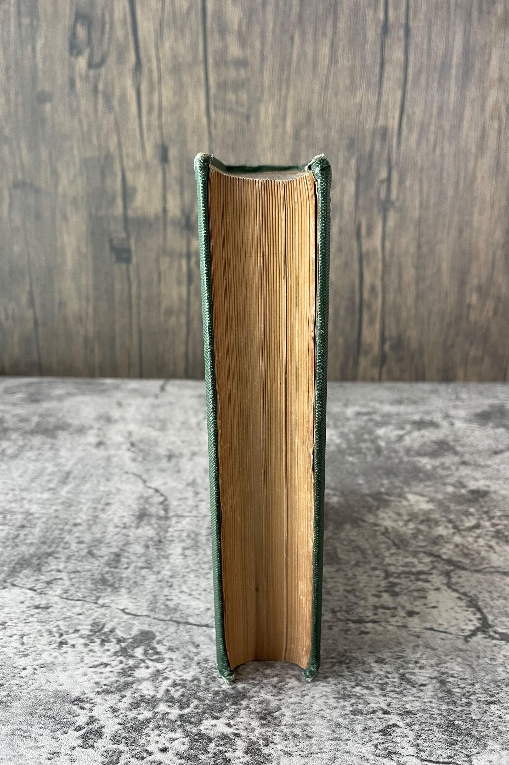 Physical Diagnosis / Ex-Library, Fourth Edition / 1910 - Precious Cache