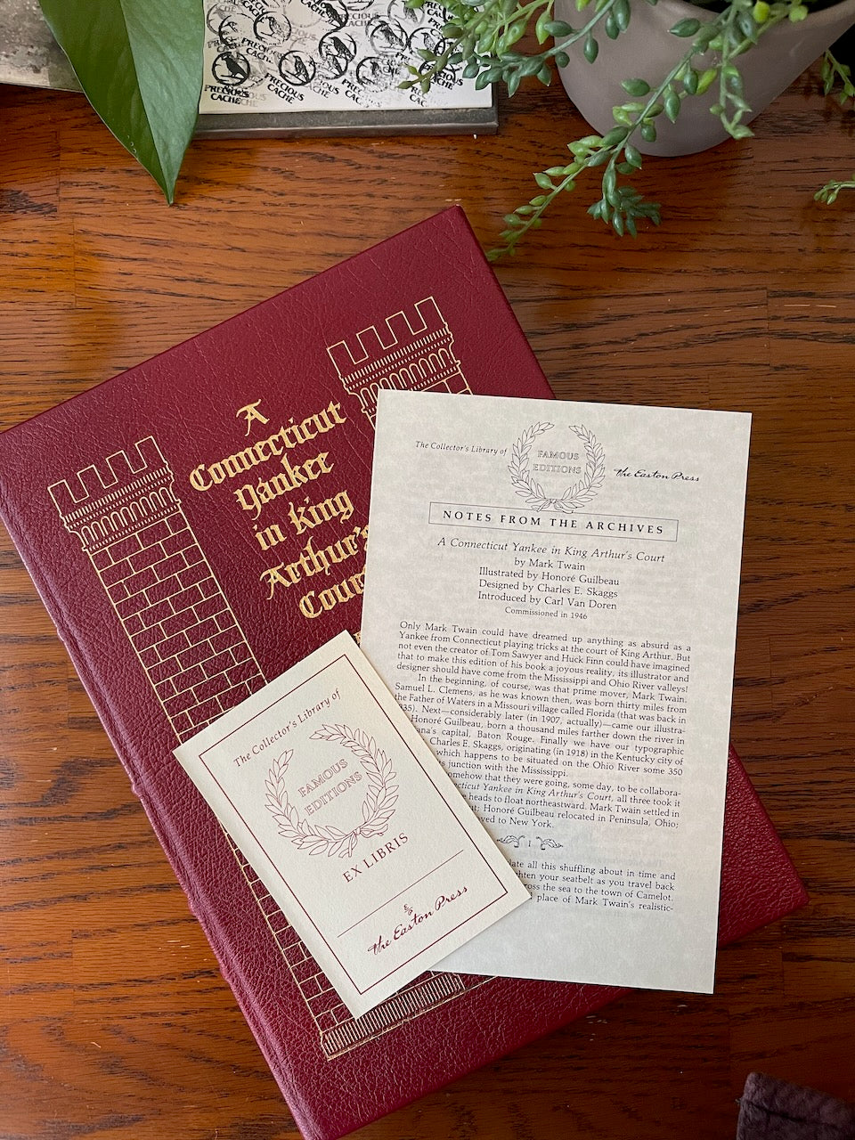 A Connecticut Yankee in King Arthur's Court by Mark Twain - Precious Cache