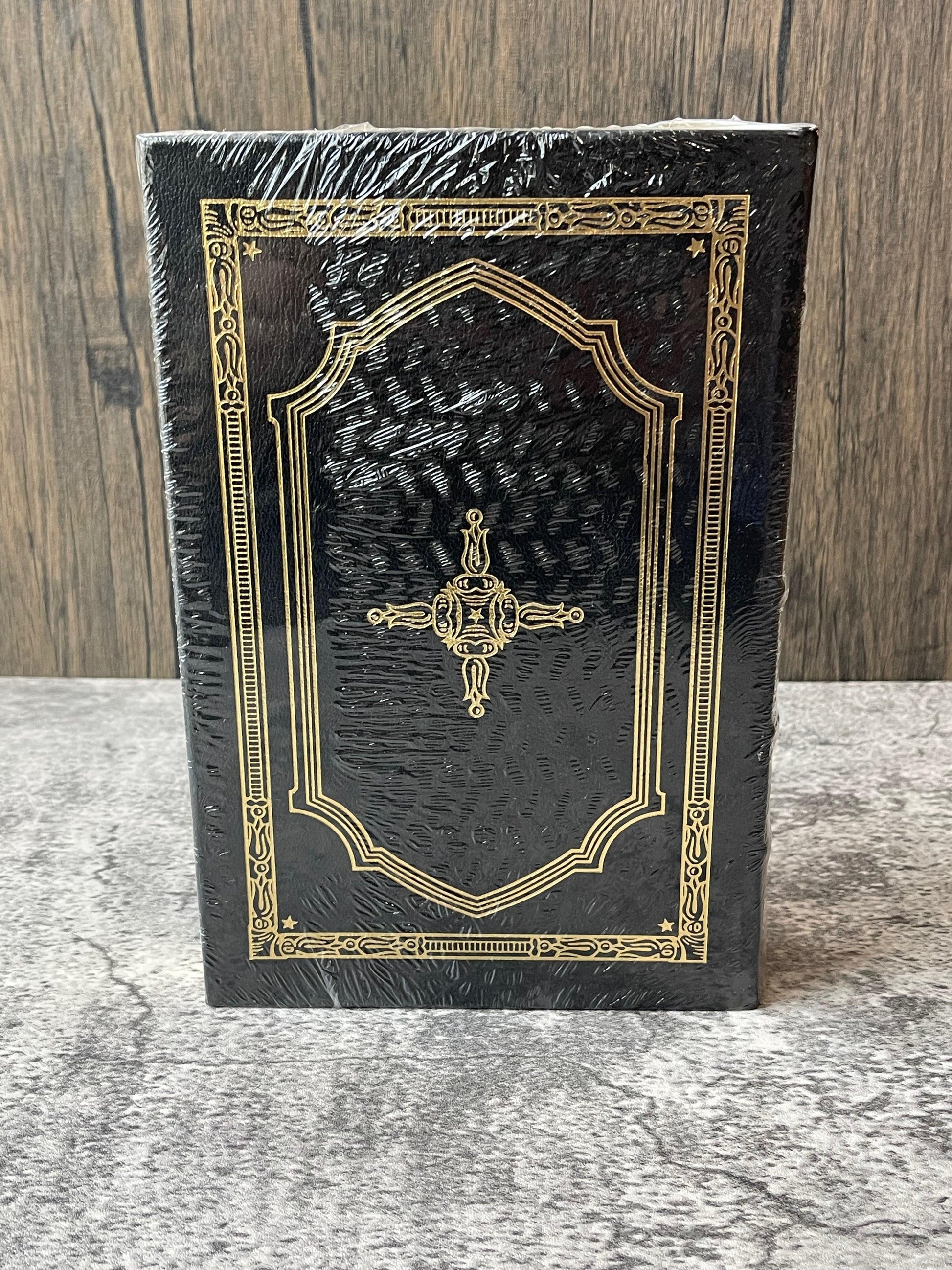 War Stories / Signed Limited Edition / 2 Volume / Easton Press - Precious Cache