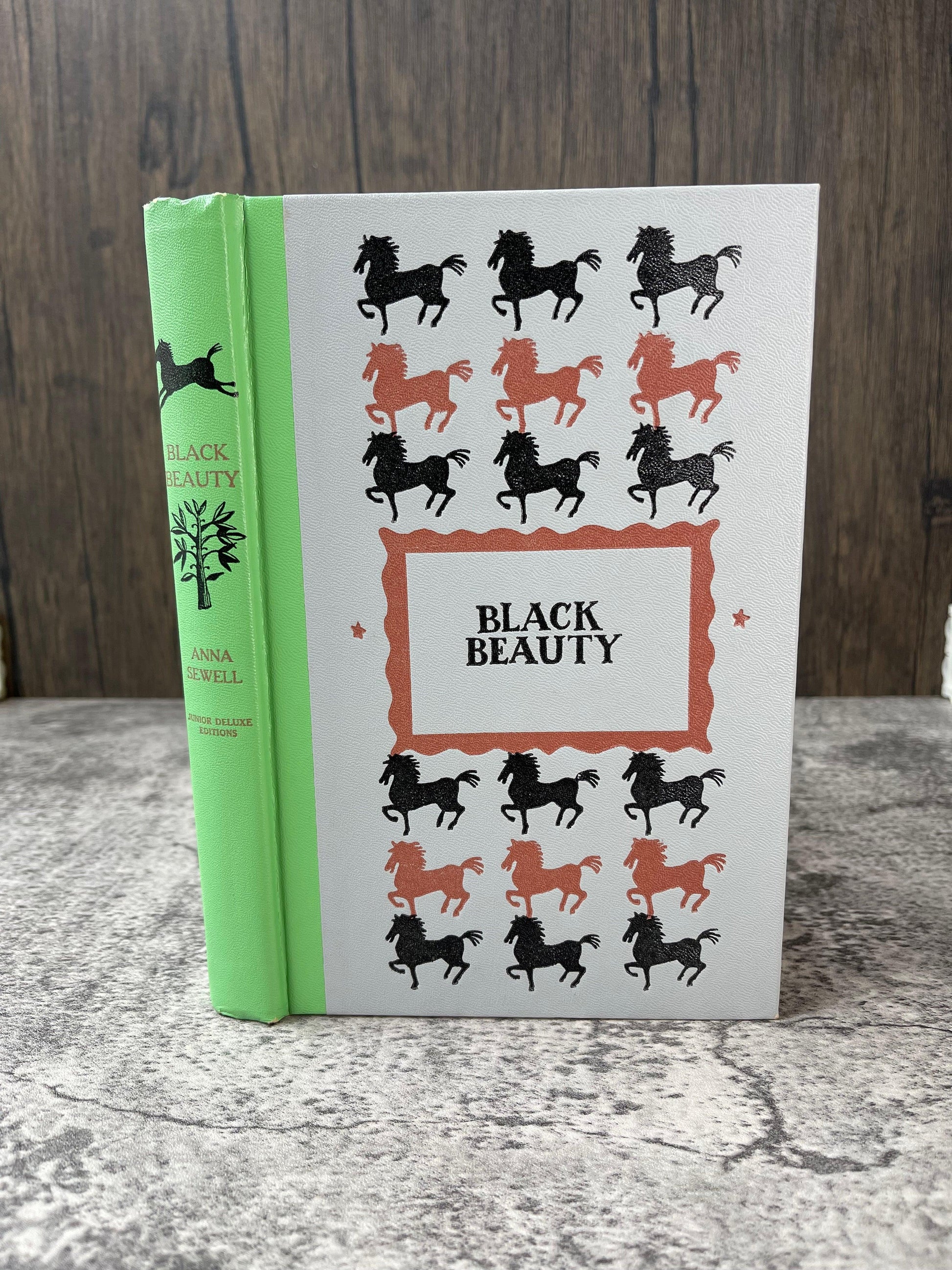 Black Beauty - Junior Deluxe Edition - Precious Cache